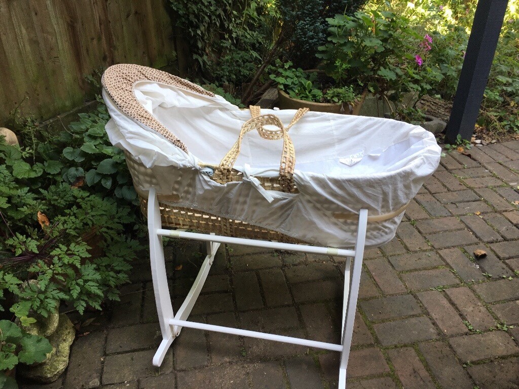 gumtree bassinet